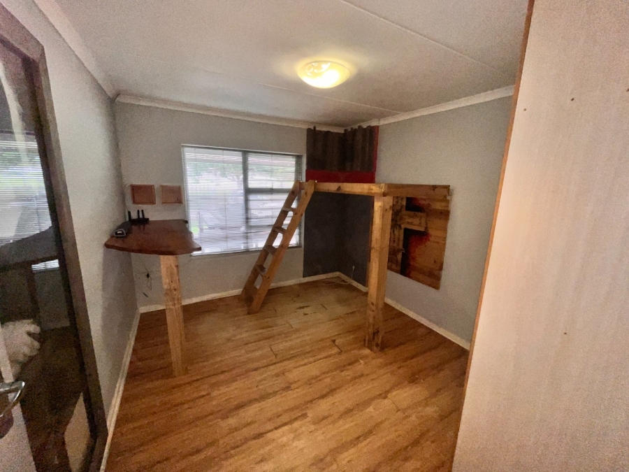 4 Bedroom Property for Sale in Noorsekloof Eastern Cape